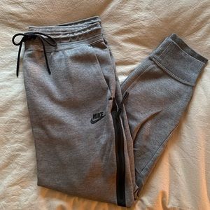 Women's Grey Tech Fleece Pant
